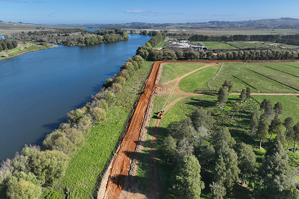 Image of a stopbank being created on a riverside