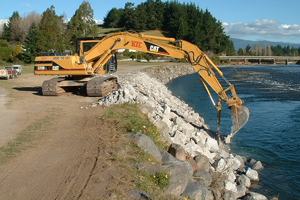 Image of rock revetment work at Herekiekie Street, 2004.