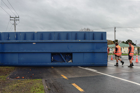 Criterion bridge flood gates starting to cross the road and close